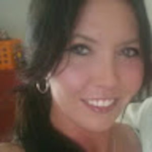 Meet your Posher, Desiree